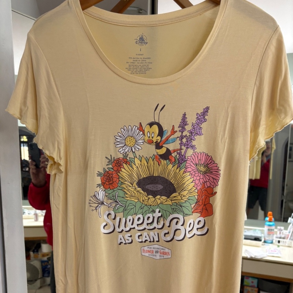 2020 EPCOT Flower And Garden Festival SWEET AS CAN BEE LARGE T-Shirt SPIKE